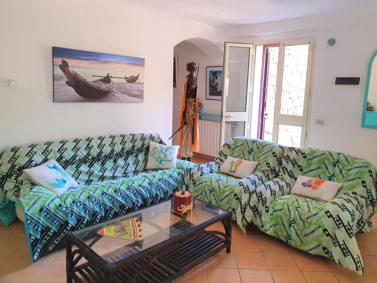 Villa Saba Olbia Exteriör bild