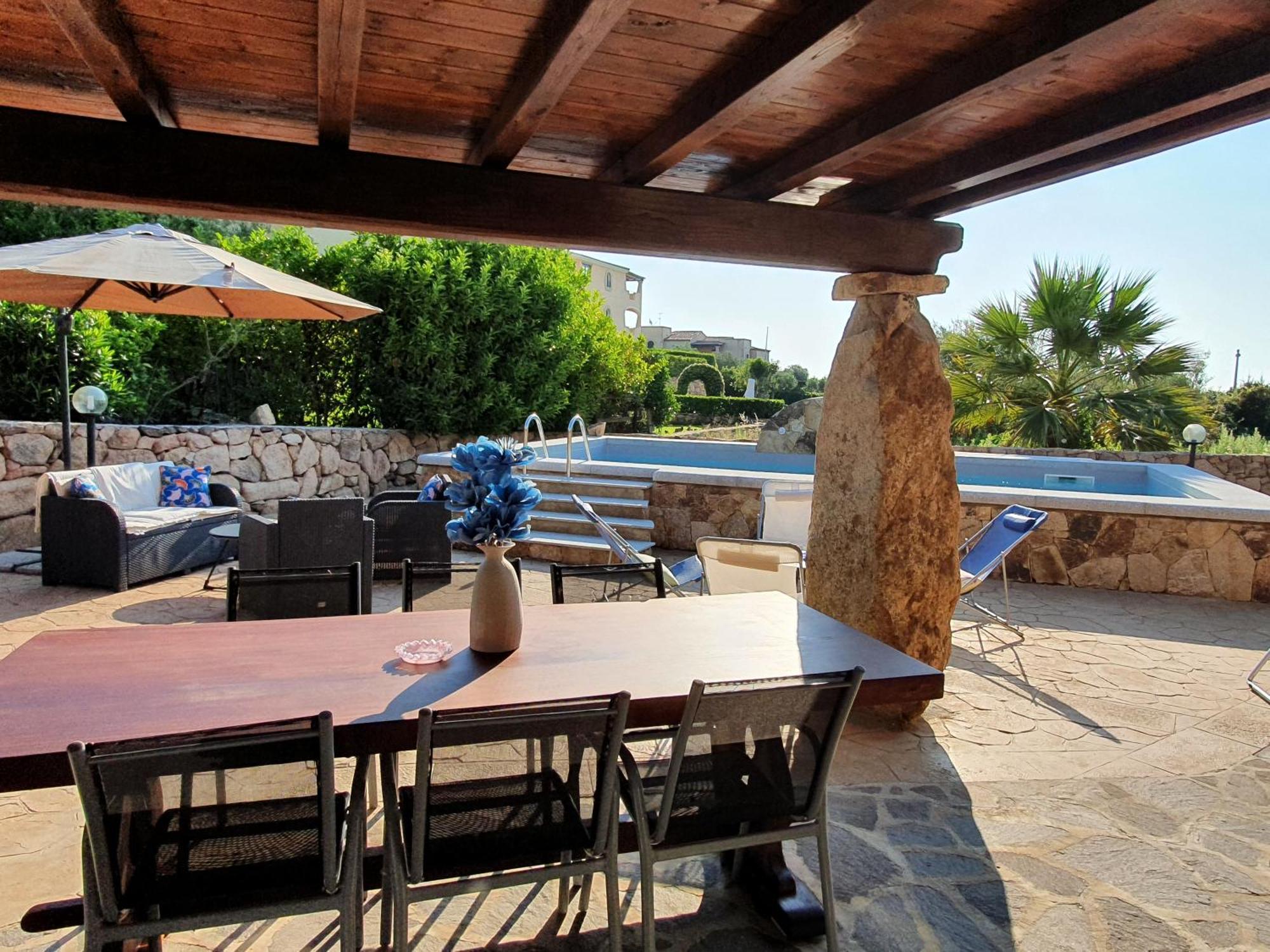 Villa Saba Olbia Exteriör bild